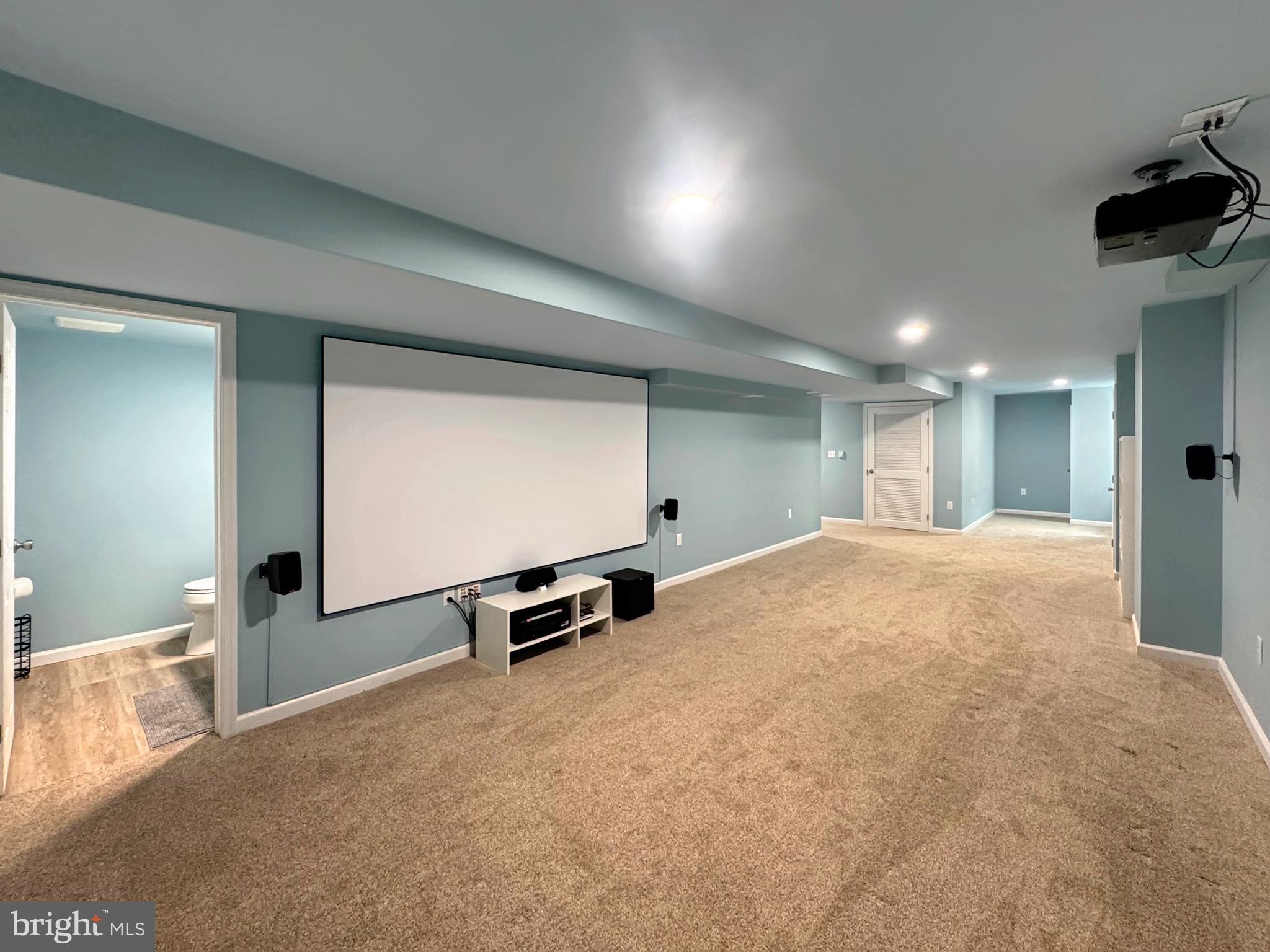 COLLEGEVILLE CROSS - Residential