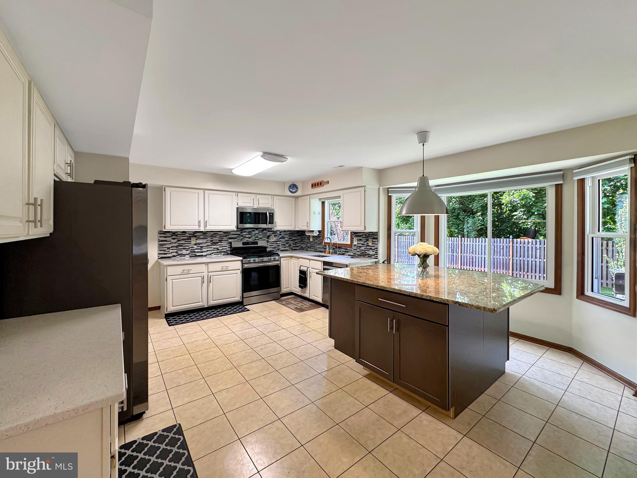 COLLEGEVILLE CROSS - Residential