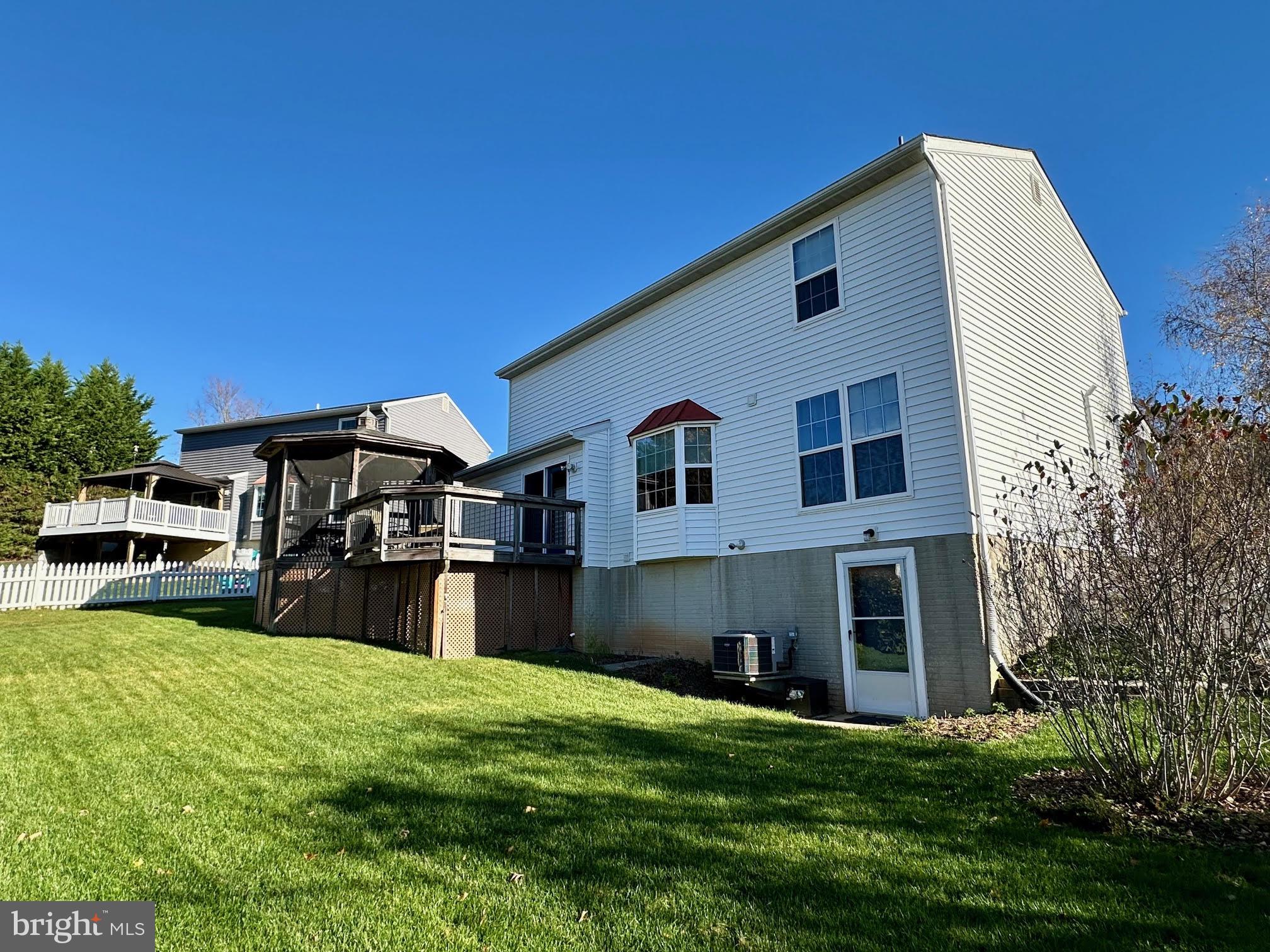 ELDERSBURG ESTATES - Residential