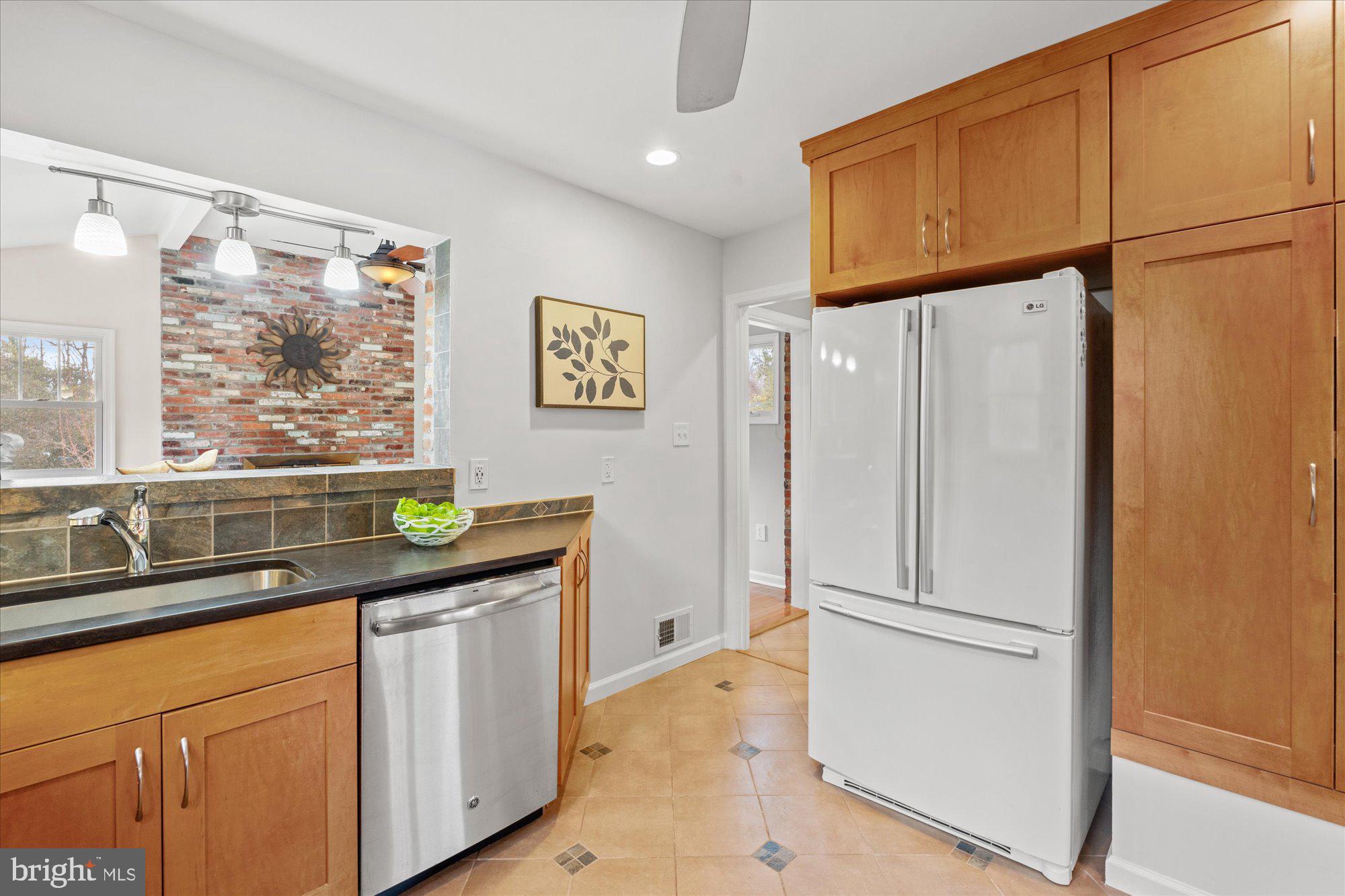 HOLLIN HALL VILLAGE - Residential