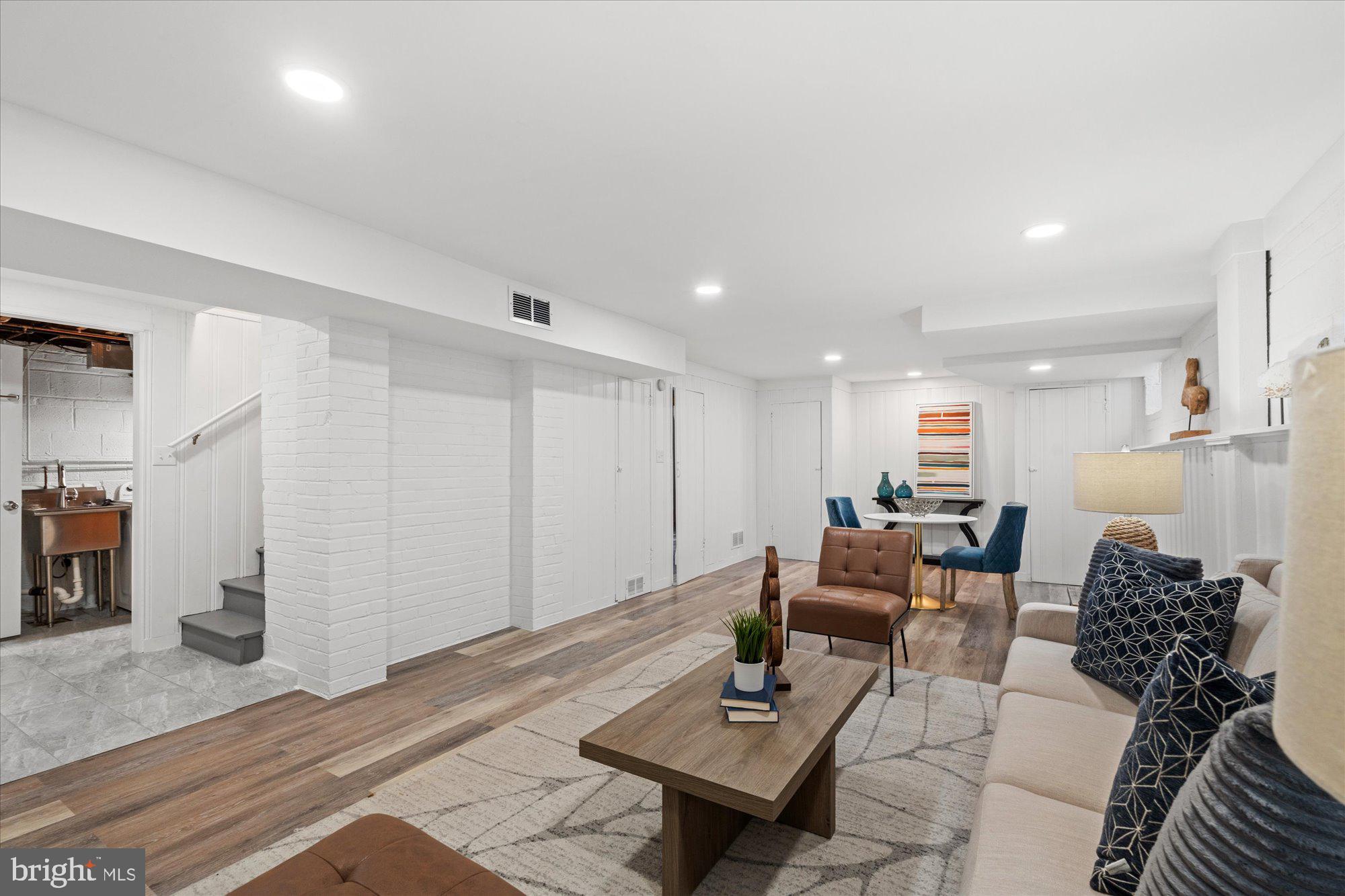 HOLLIN HALL VILLAGE - Residential