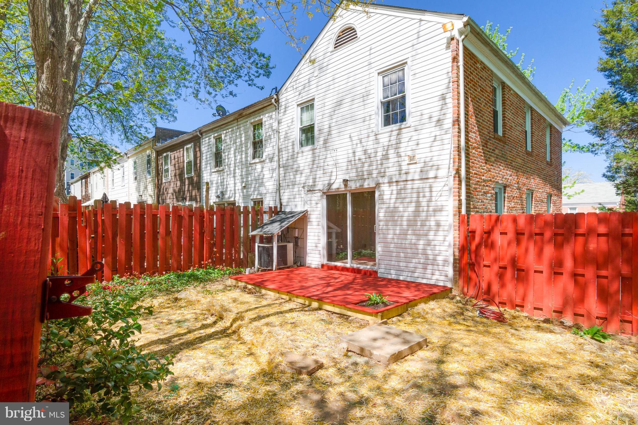 GEORGETOWN VILLAGE - Residential