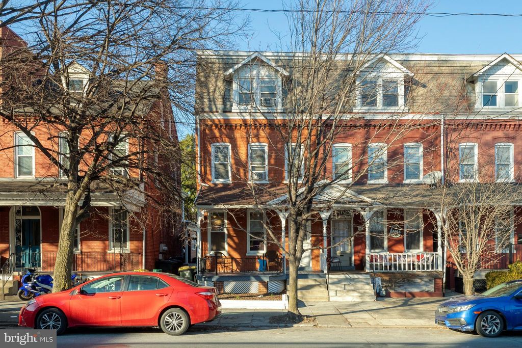 Photo of 815 Columbia Avenue, Lancaster, PA 17603 (MLS # PALA2047242)