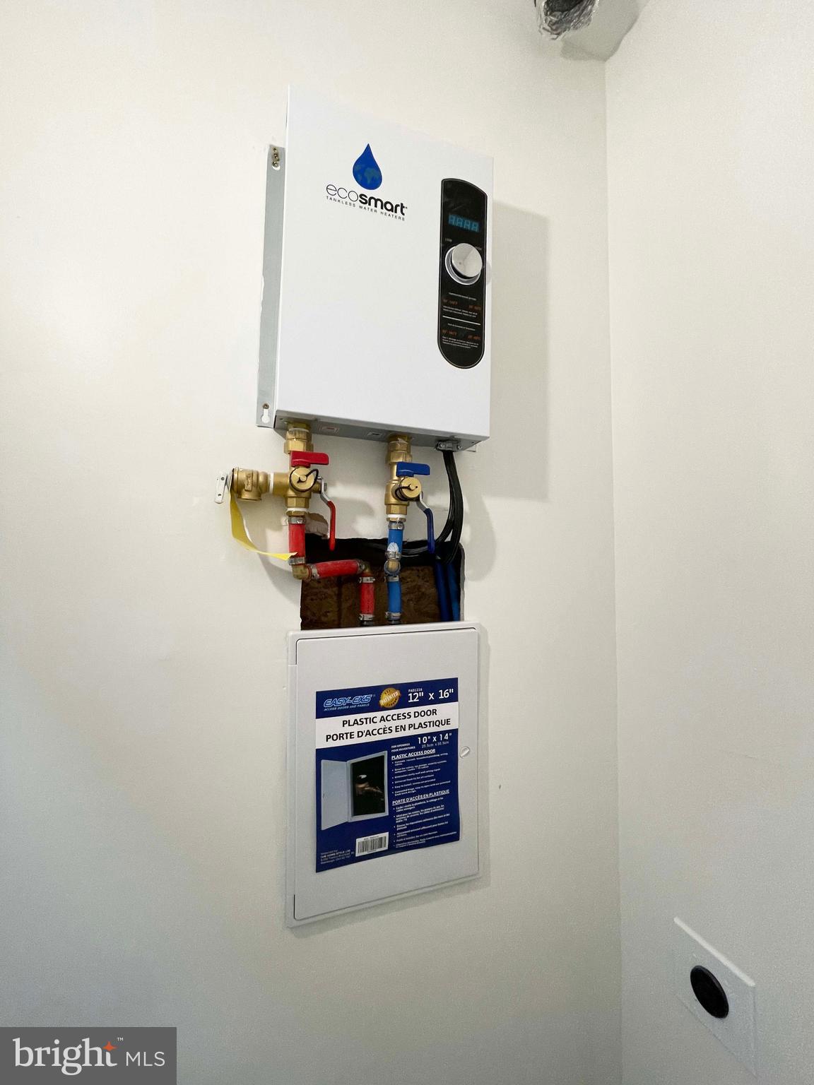 WEST PHILADELPHIA - Residential Lease