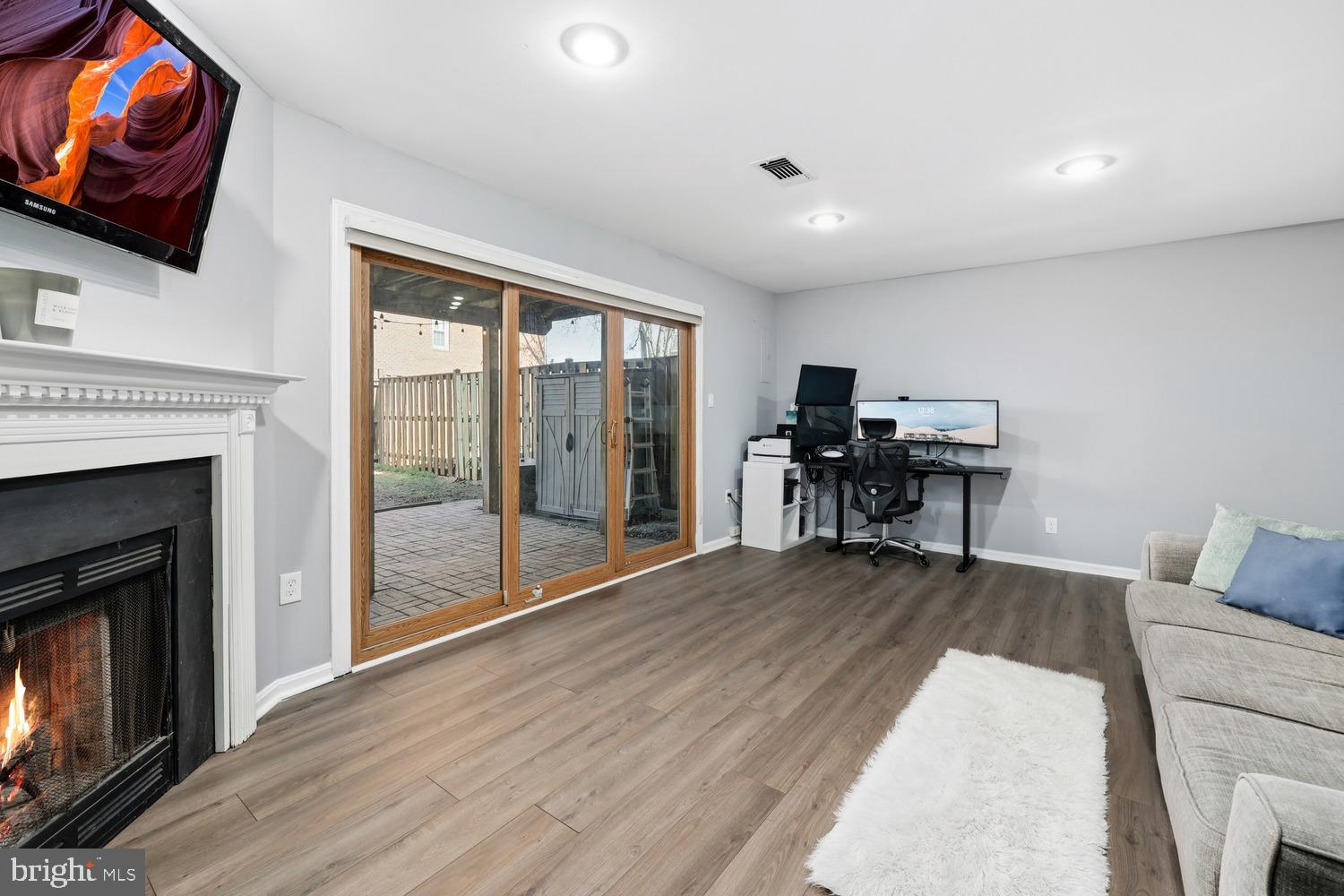 CENTER TERRACE - Residential