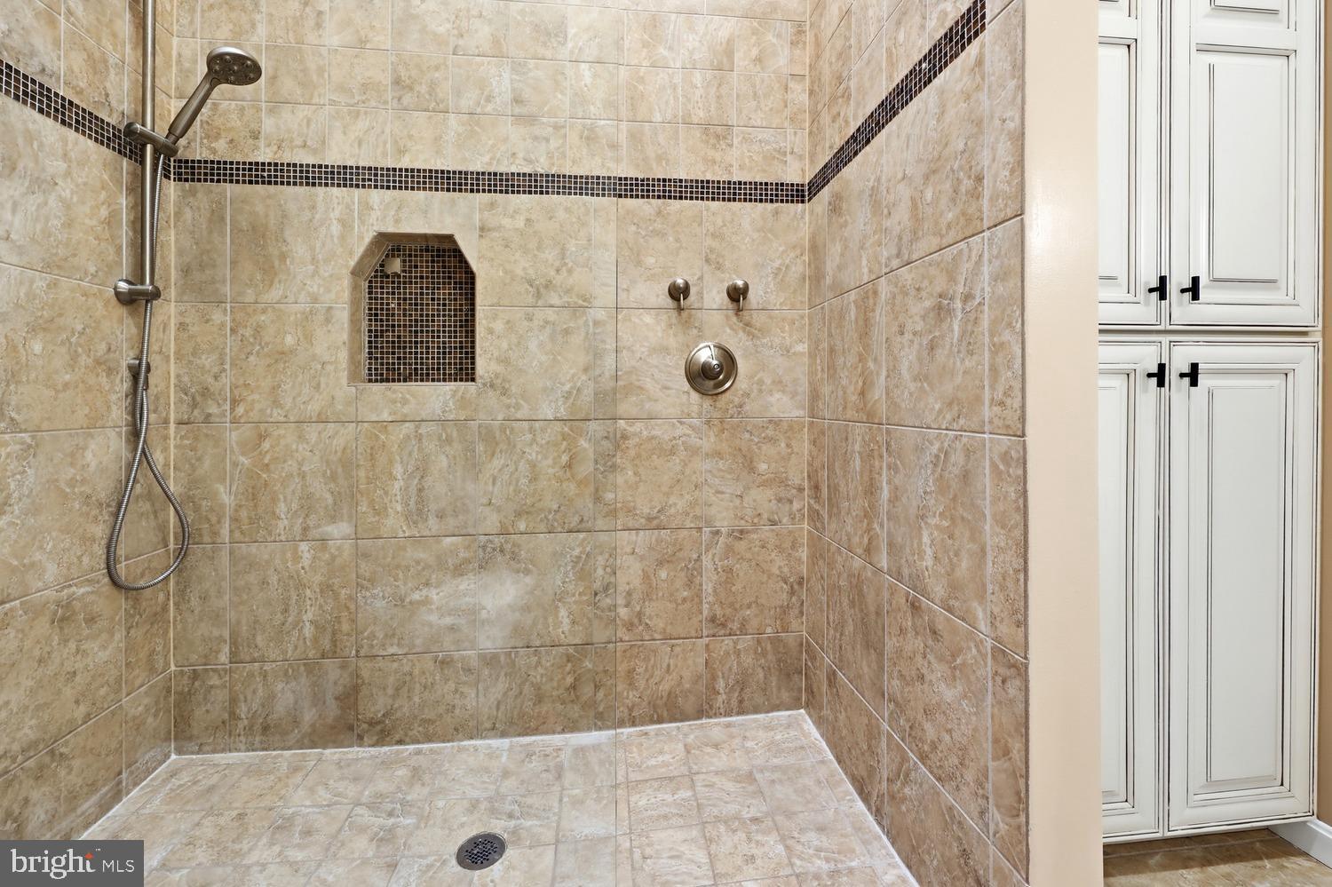 CENTER TERRACE - Residential