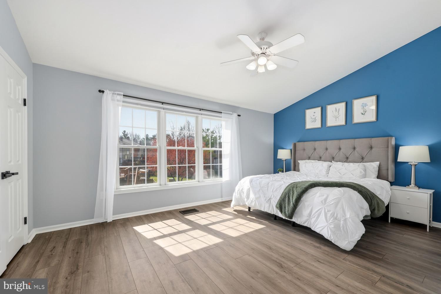 CENTER TERRACE - Residential