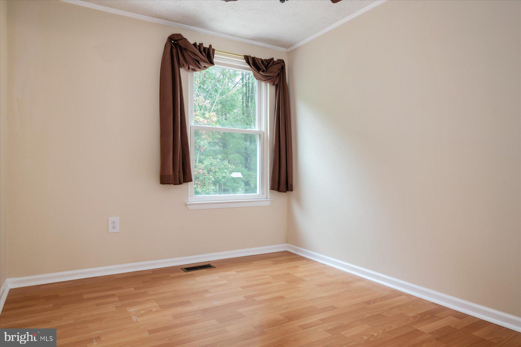 ULMSTEAD GARDENS - Residential