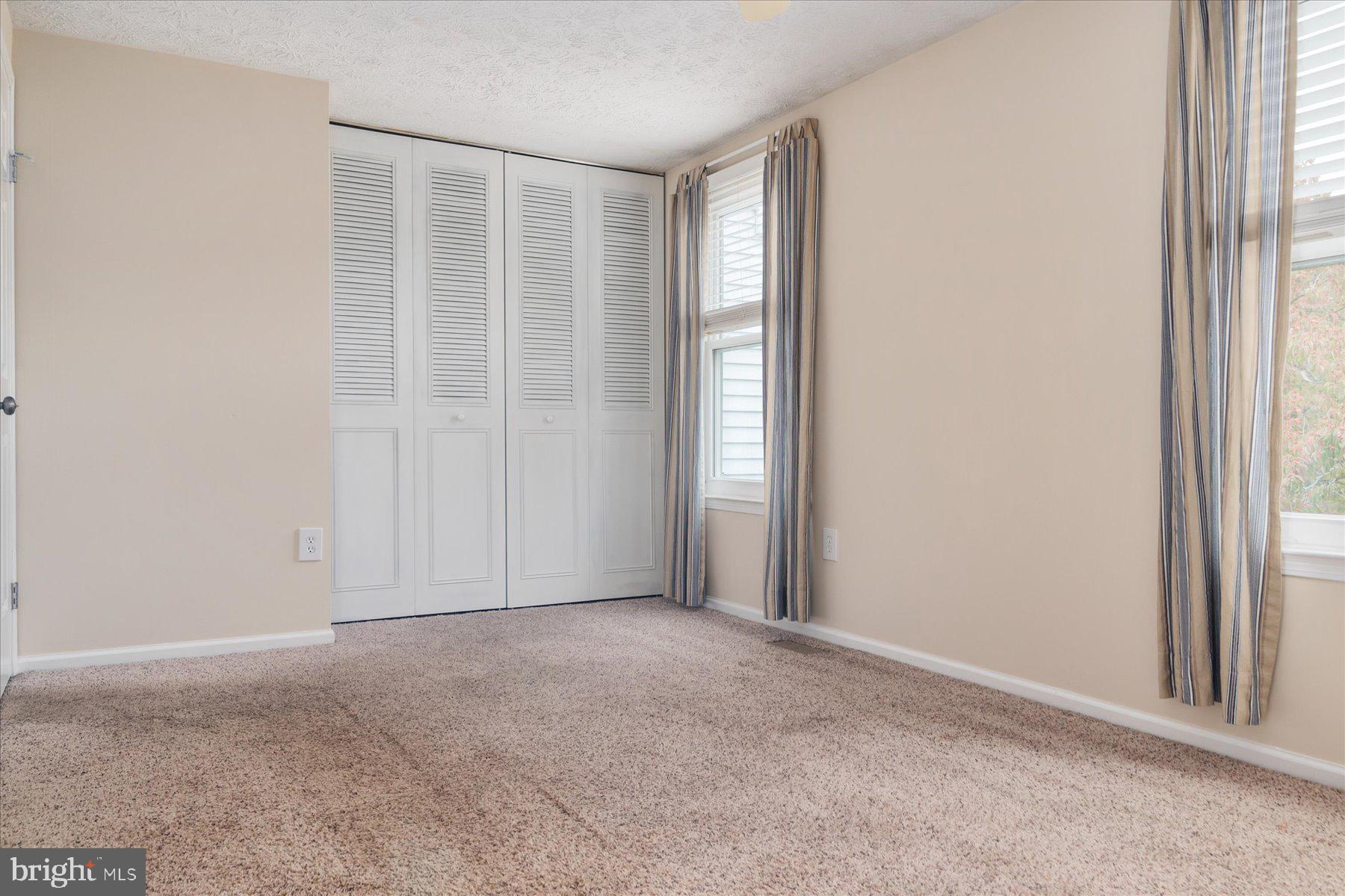 ULMSTEAD GARDENS - Residential