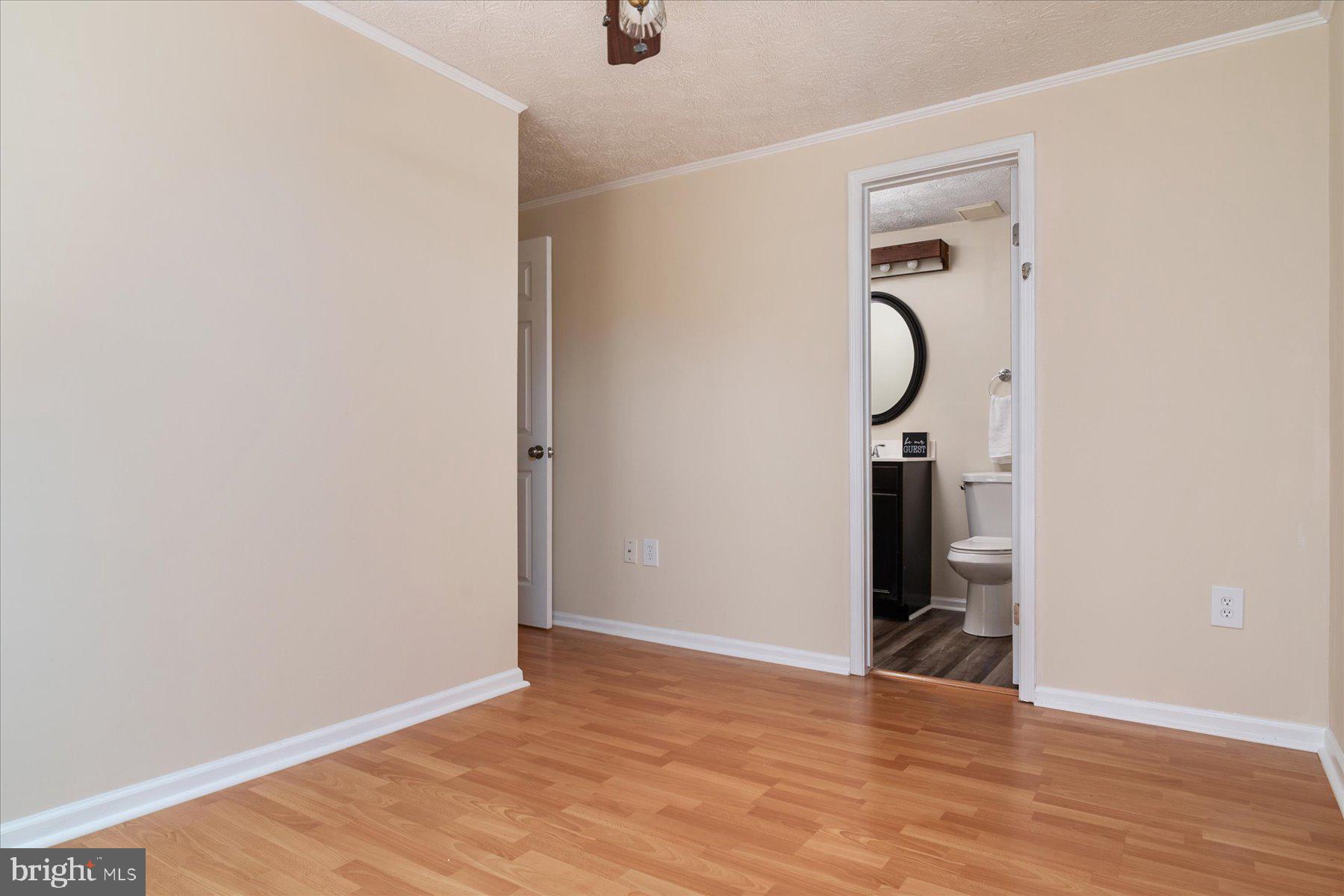 ULMSTEAD GARDENS - Residential