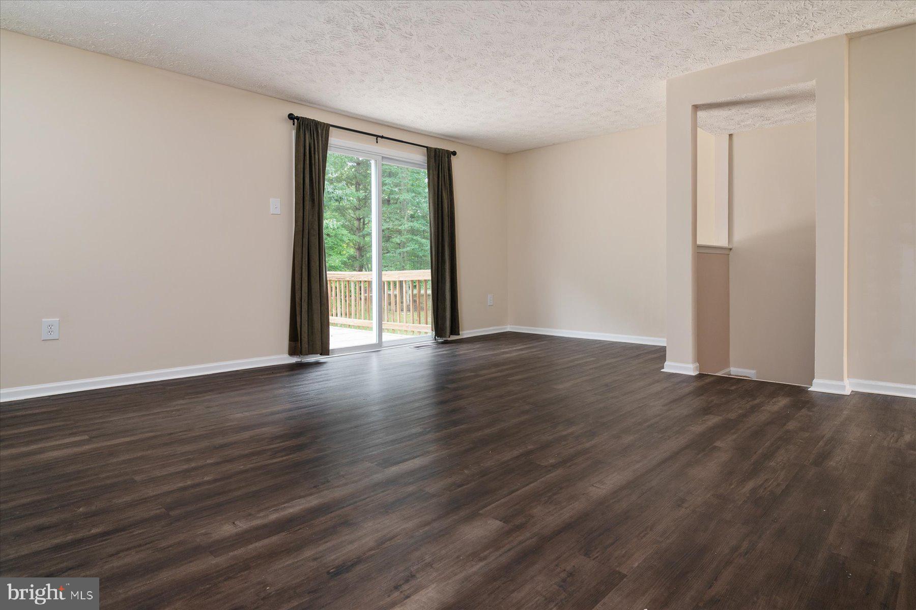 ULMSTEAD GARDENS - Residential