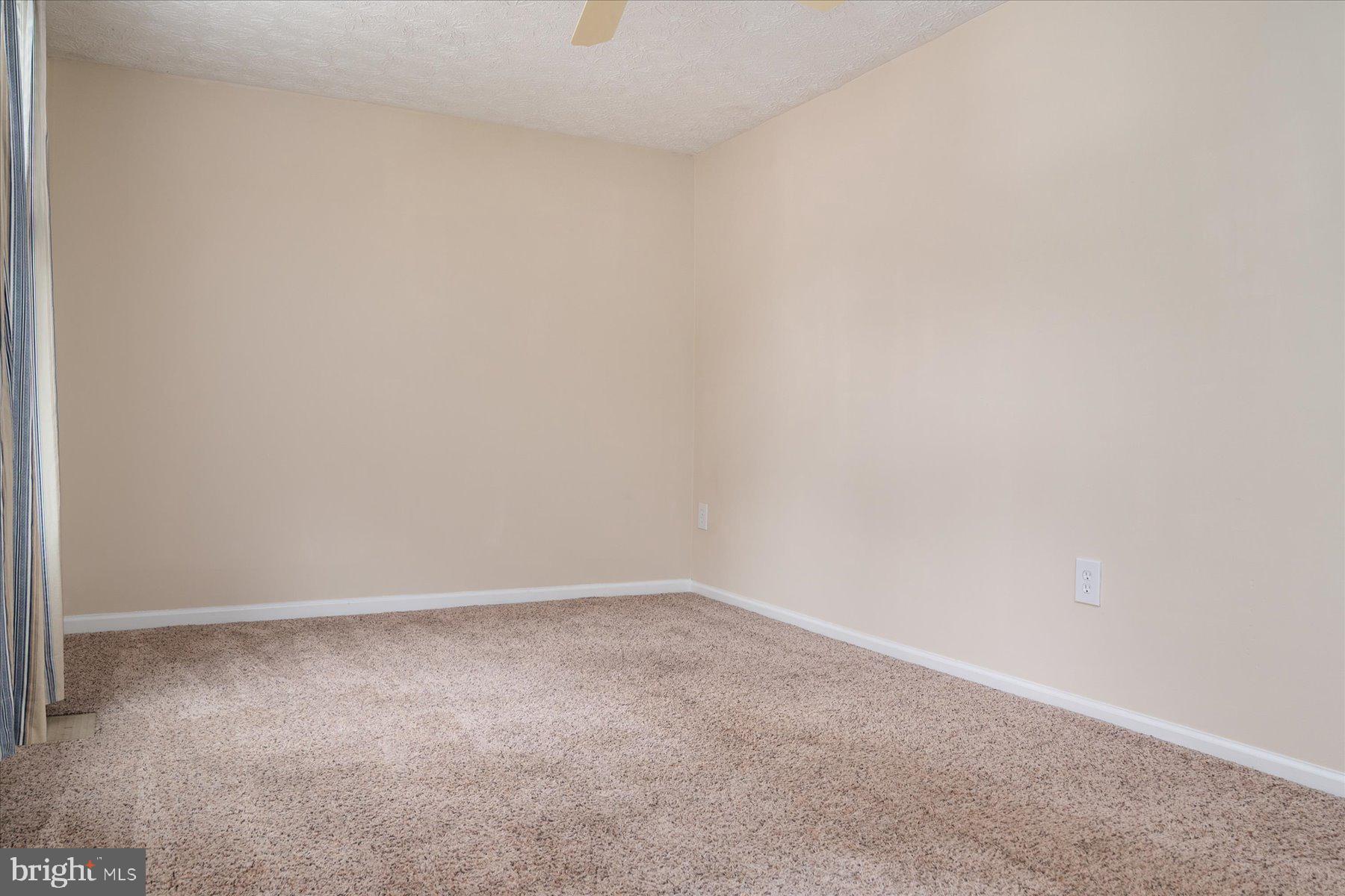 ULMSTEAD GARDENS - Residential