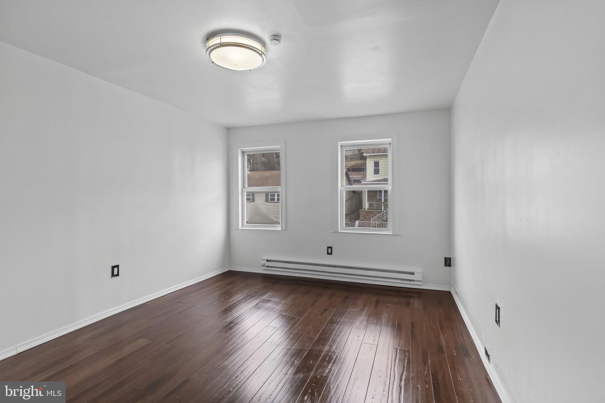 ASHLAND - Residential