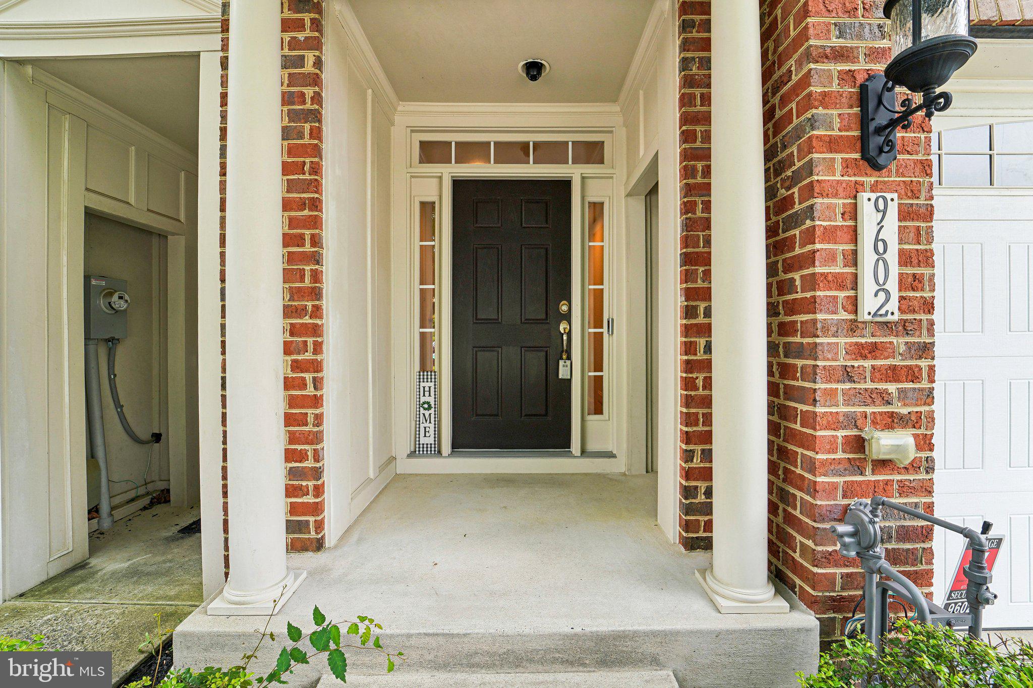 9602 SILKEN LEAF COURT