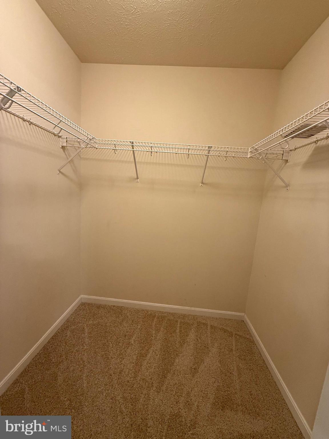 HICKORY HILLS NORTH - Residential Lease