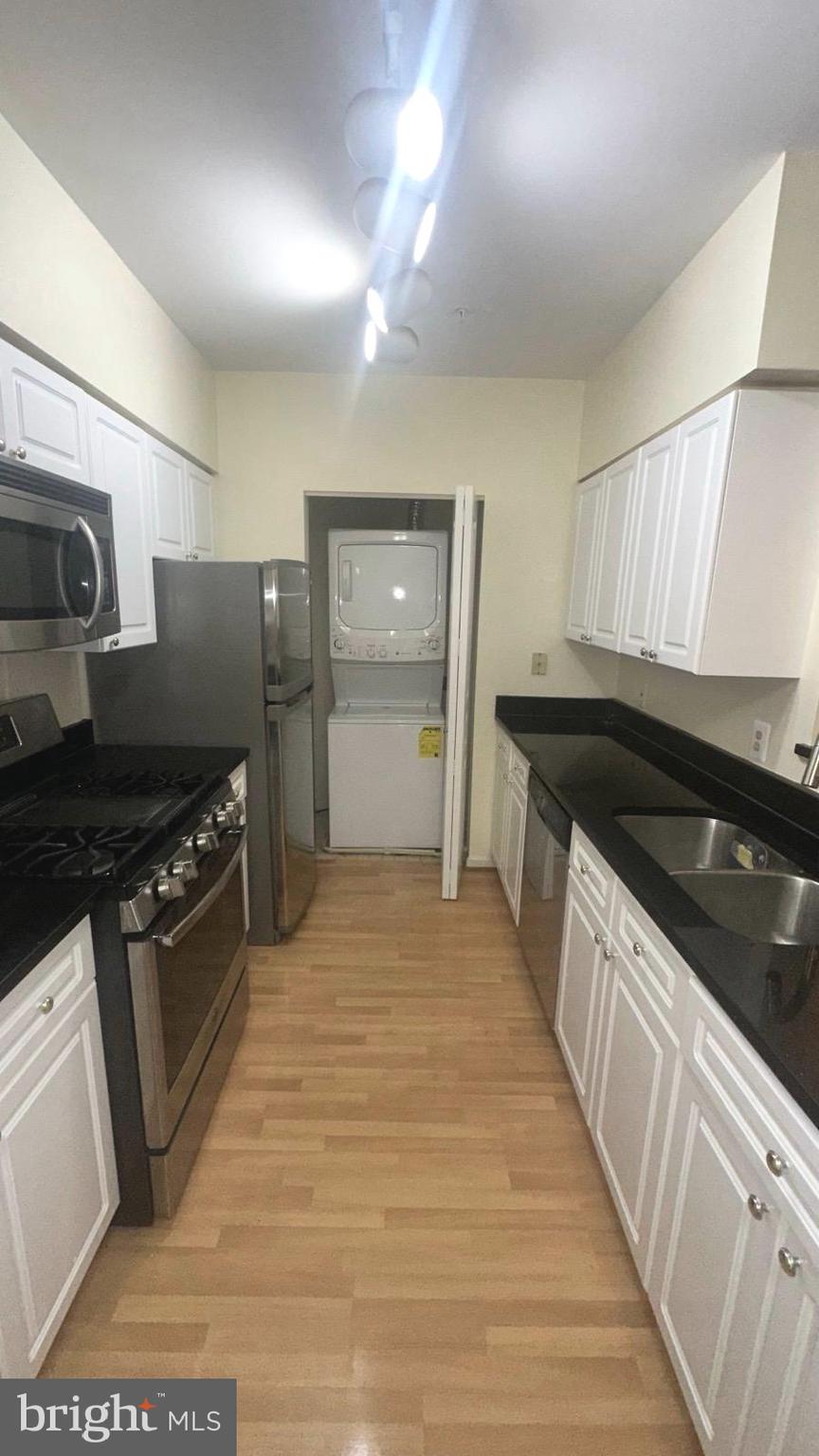 12919 ALTON SQUARE 203