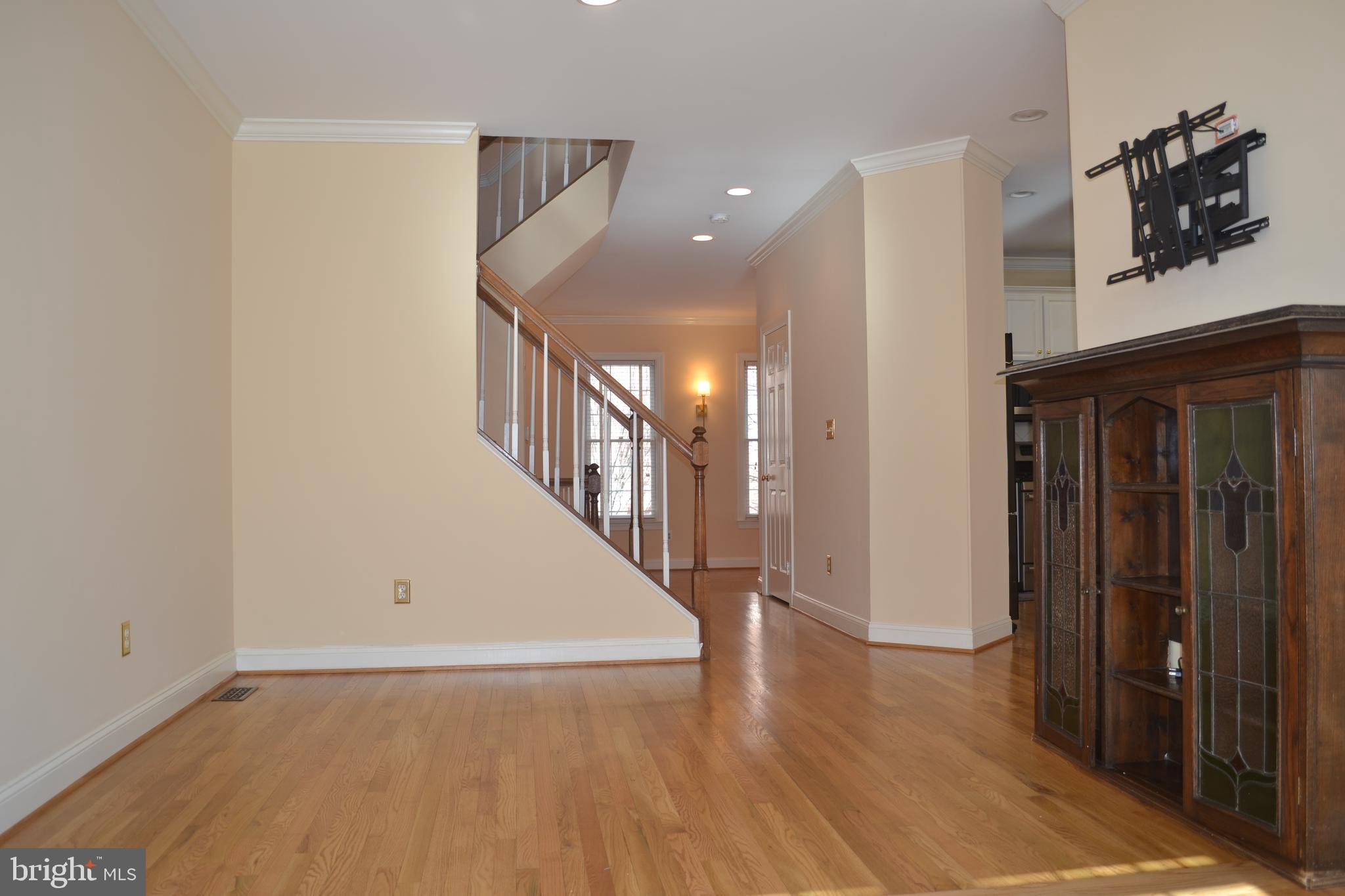 VIRGINIA CENTER - Residential Lease