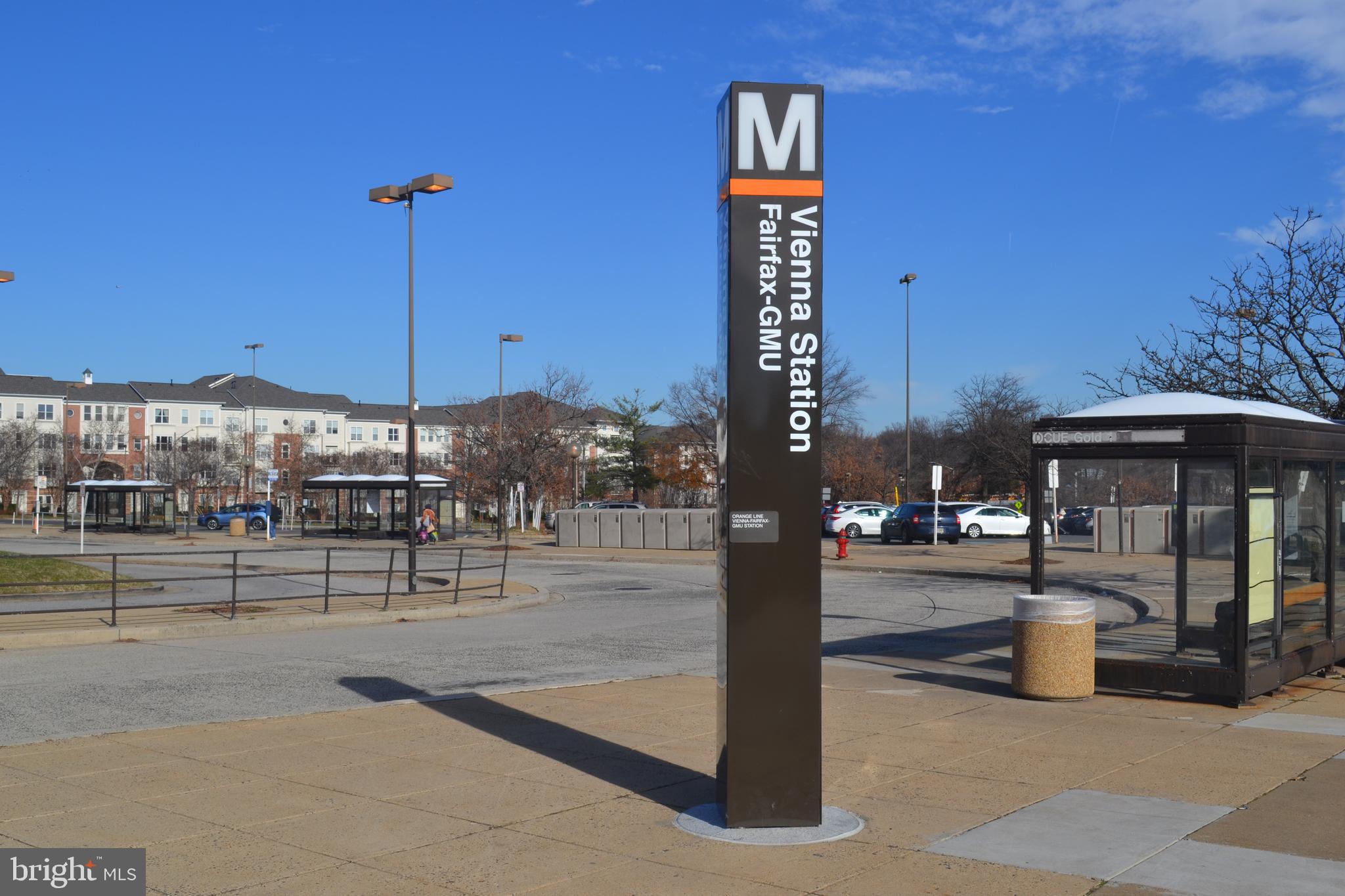 VIRGINIA CENTER - Residential Lease