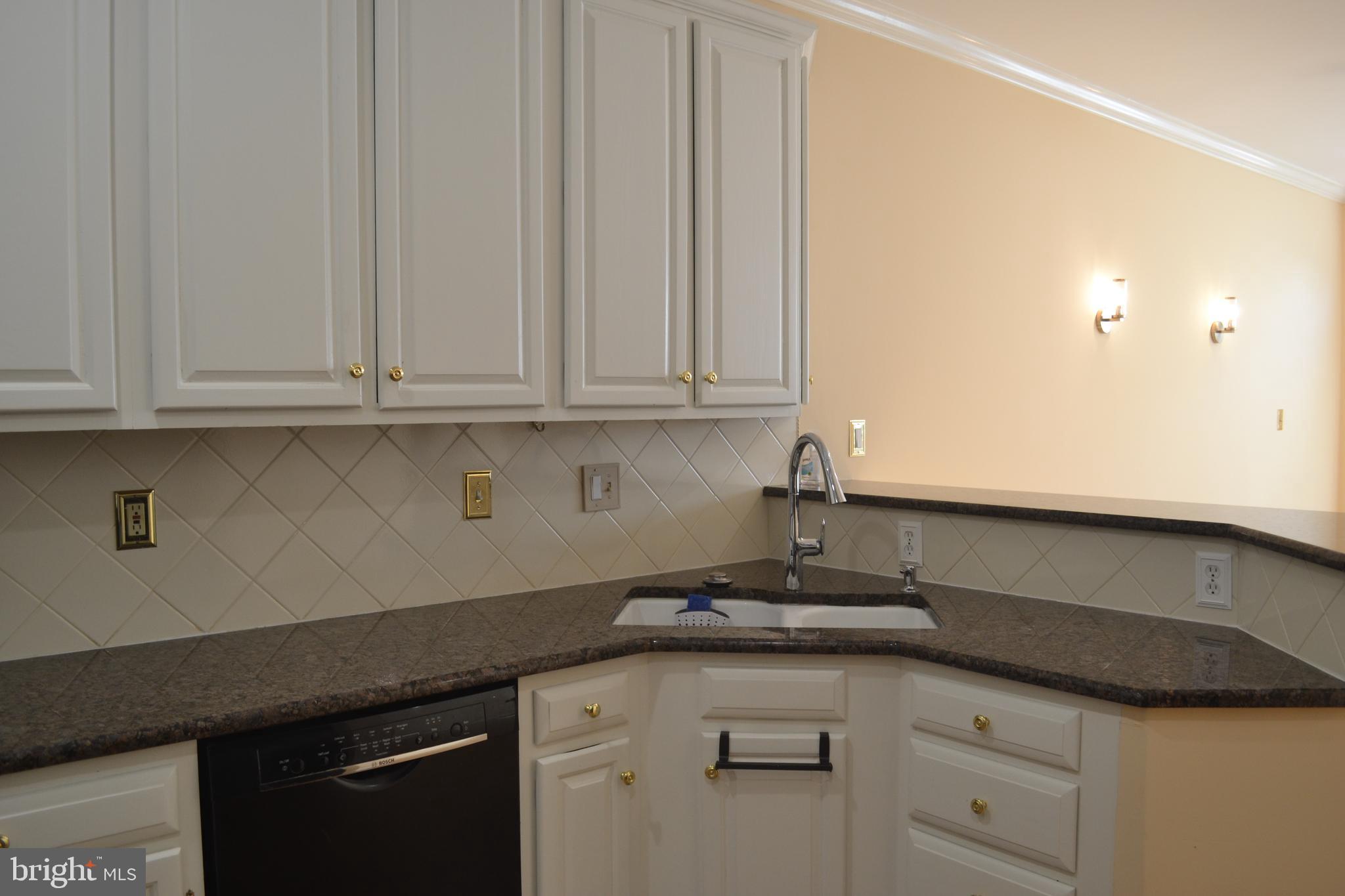 VIRGINIA CENTER - Residential Lease