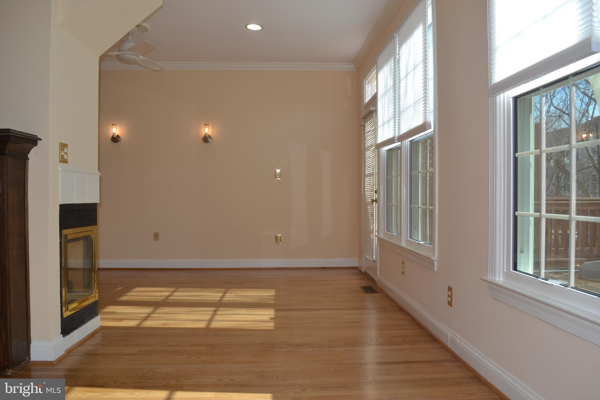 VIRGINIA CENTER - Residential Lease