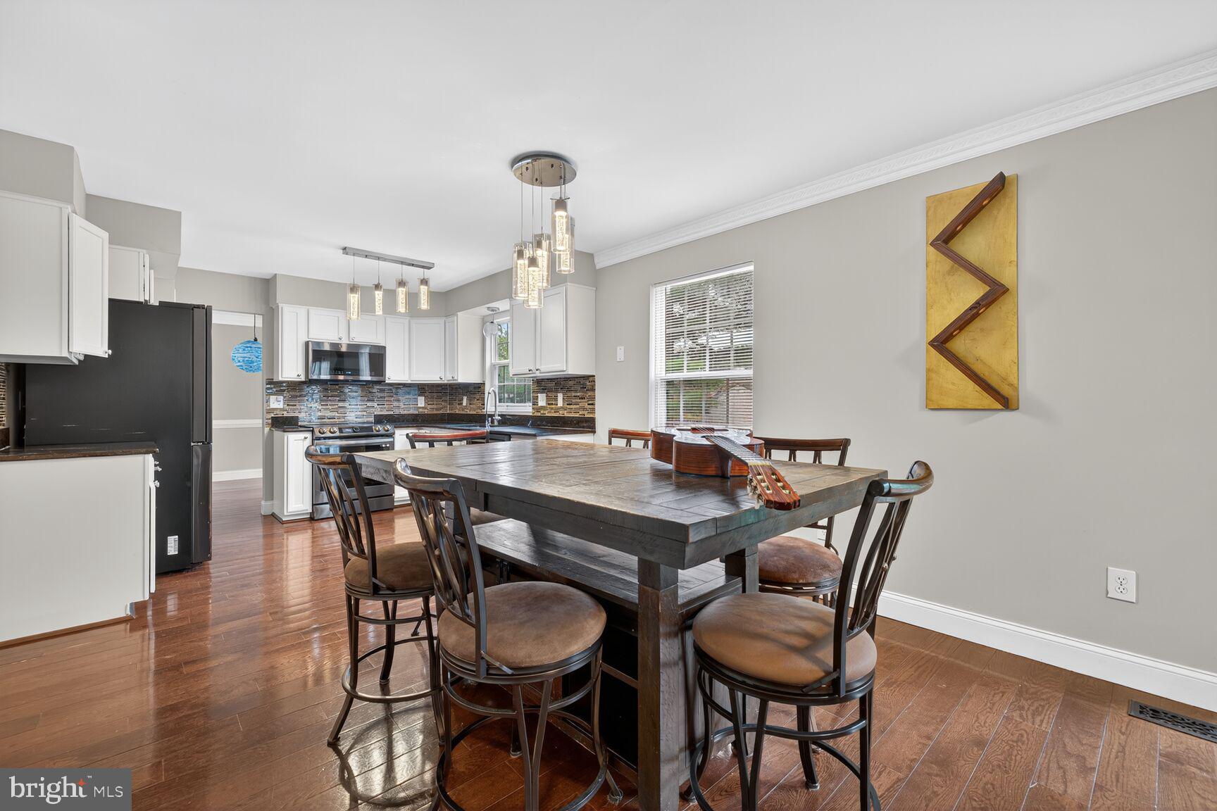 MONARCH RIDGE - Residential