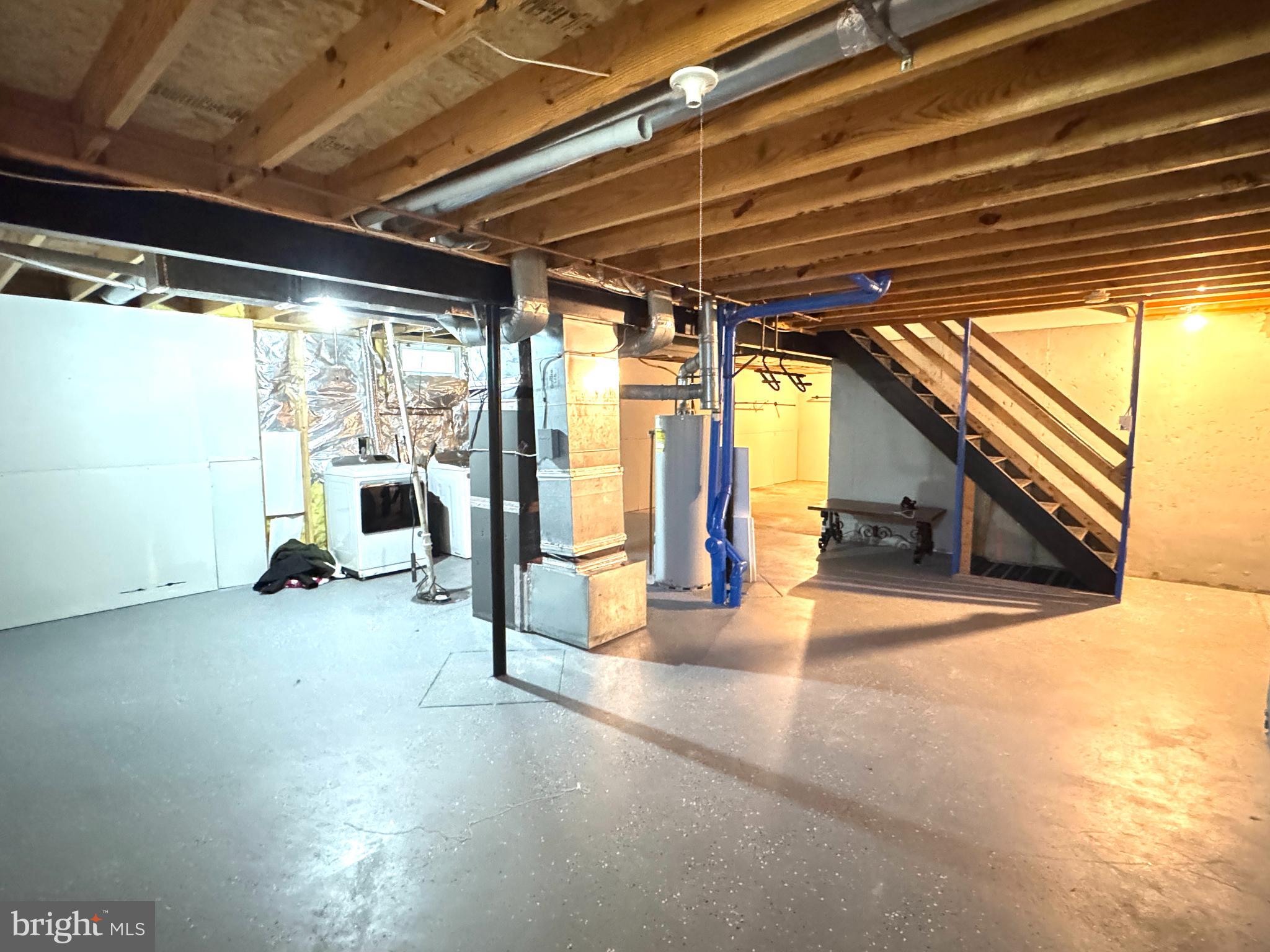 MONARCH RIDGE - Residential