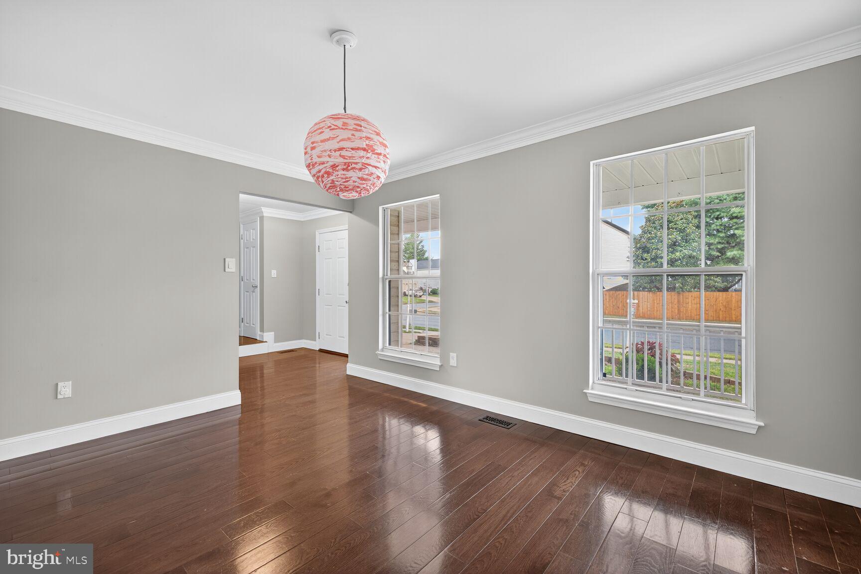 MONARCH RIDGE - Residential