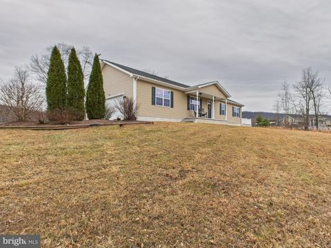 886 PALE MAGNOLIA DRIVE GERRARDSTOWN WV 25420