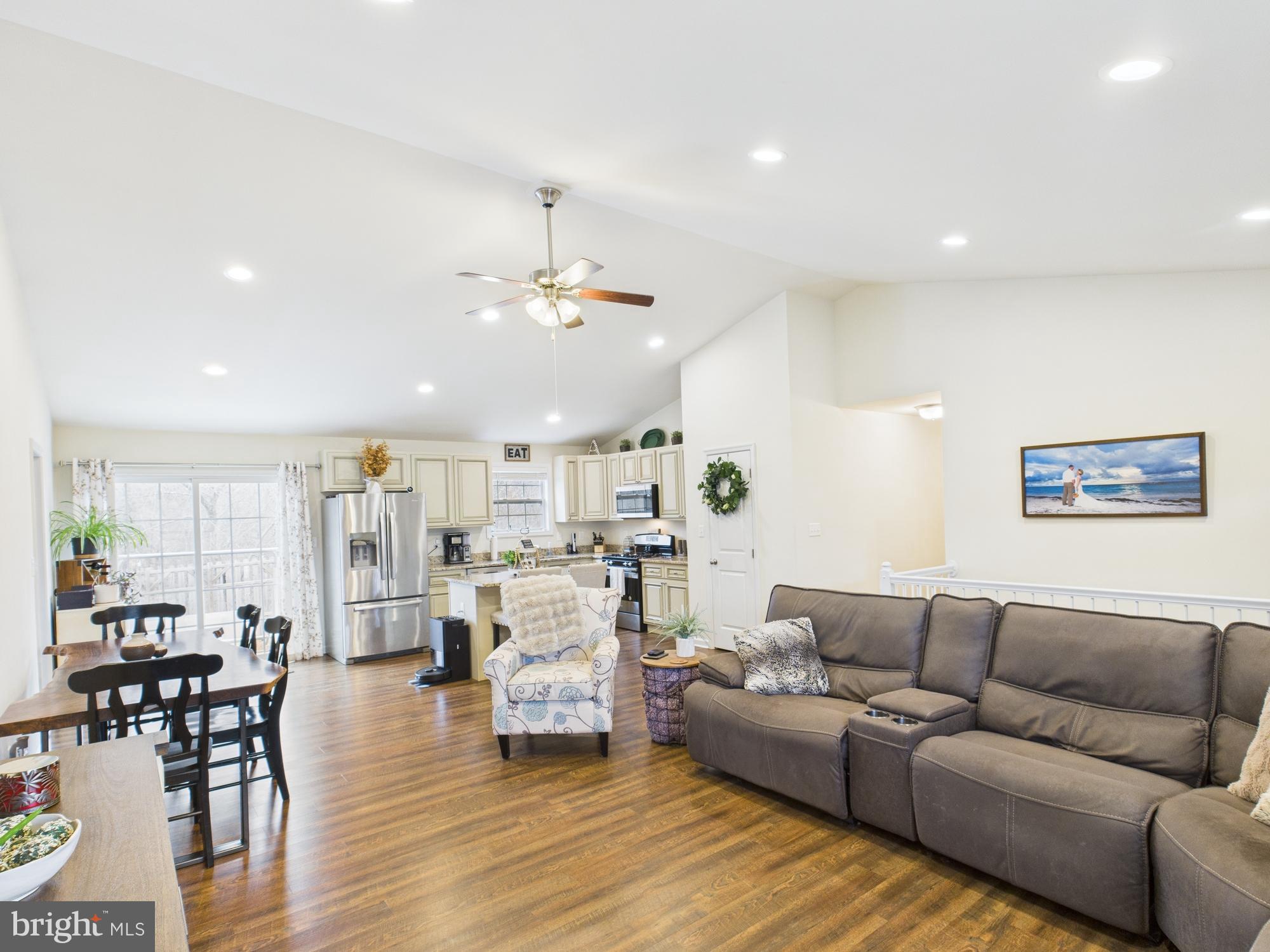 GREAT OAKS RETREAT - Residential