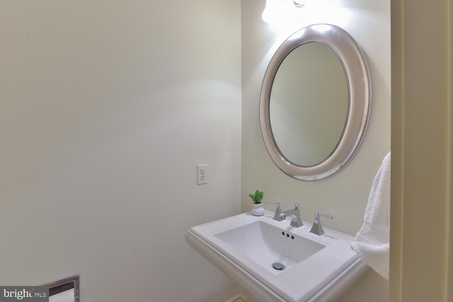 BACKYARD BOATS - Residential