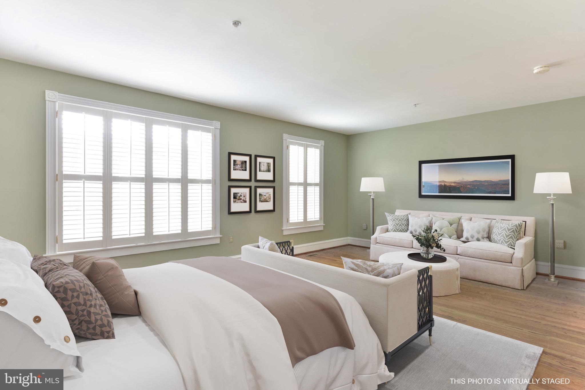 BACKYARD BOATS - Residential