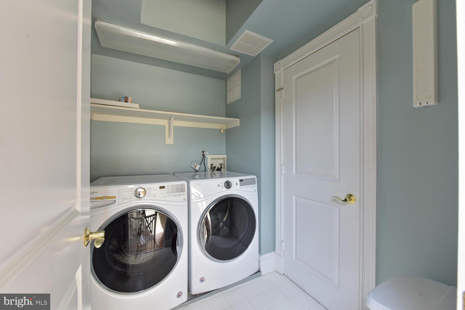 BACKYARD BOATS - Residential