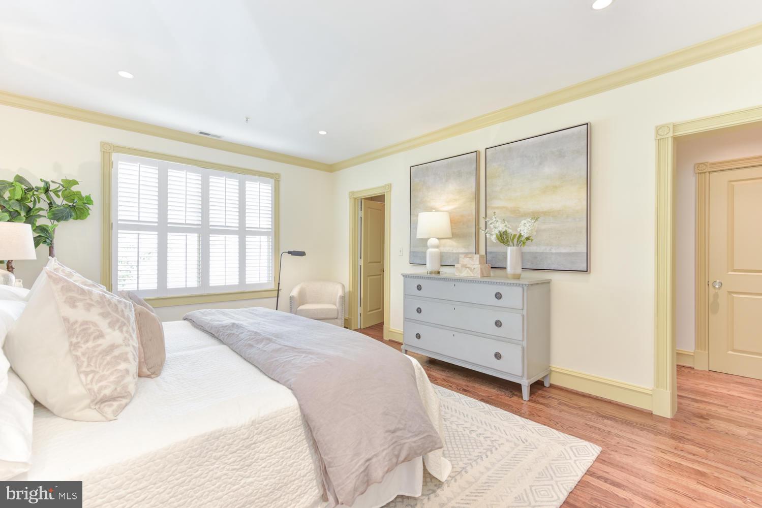 BACKYARD BOATS - Residential