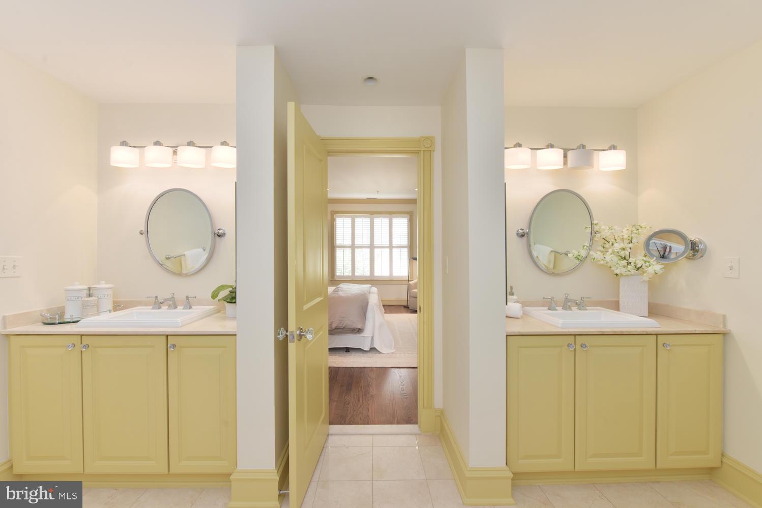 BACKYARD BOATS - Residential