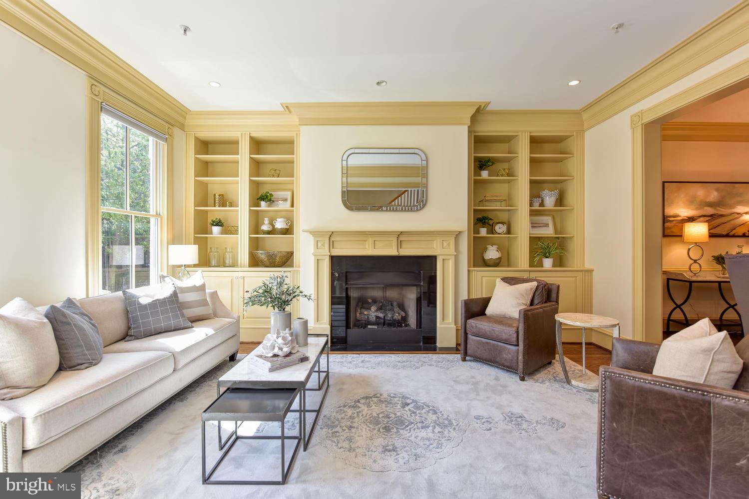 BACKYARD BOATS - Residential