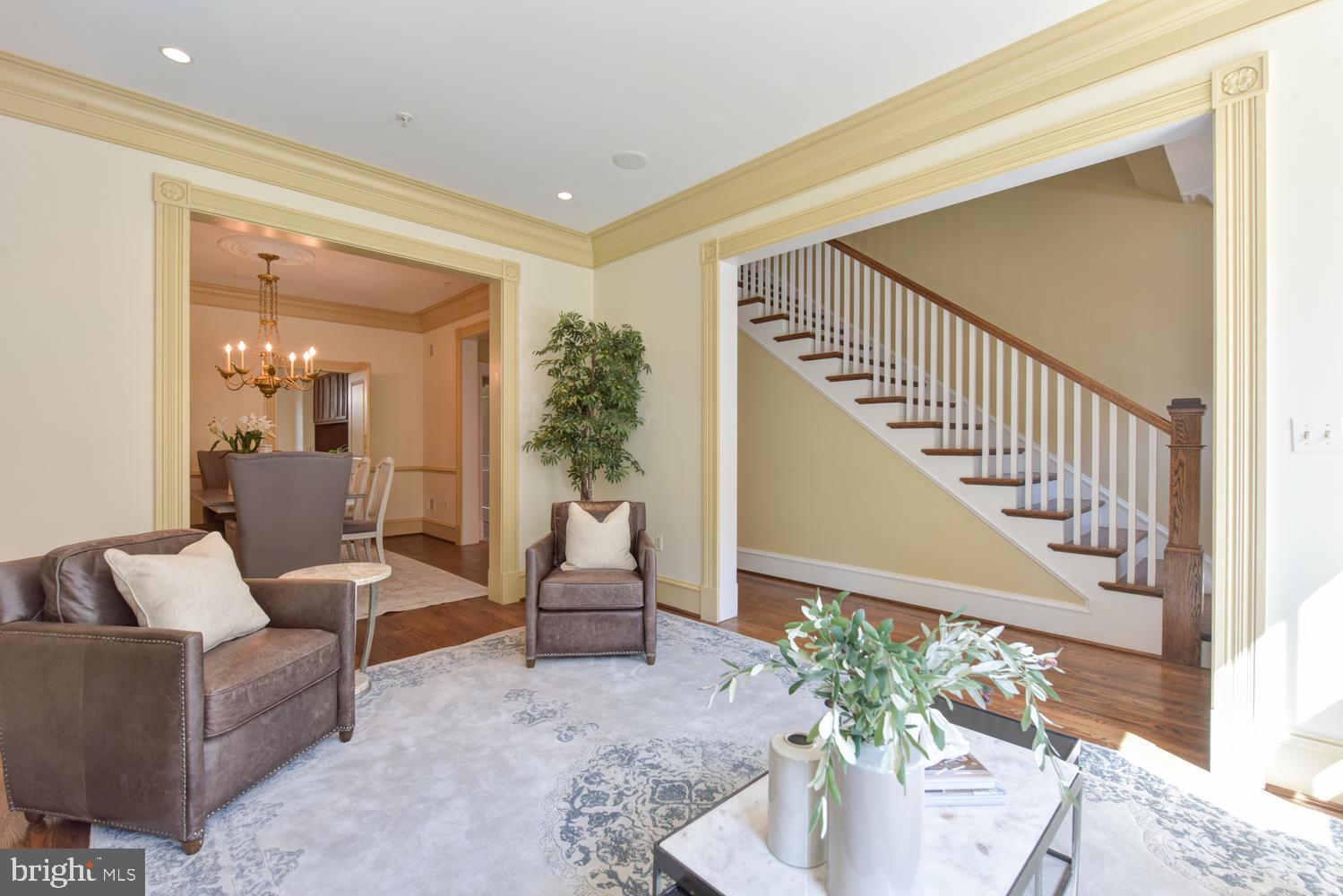 BACKYARD BOATS - Residential