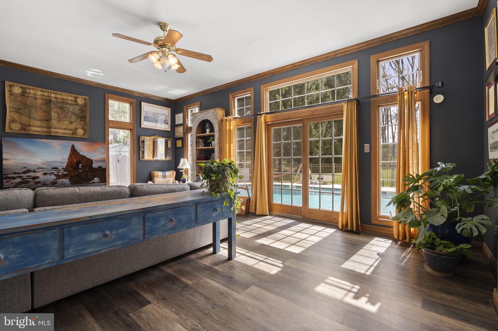 COVENTRYSHIRE - Residential