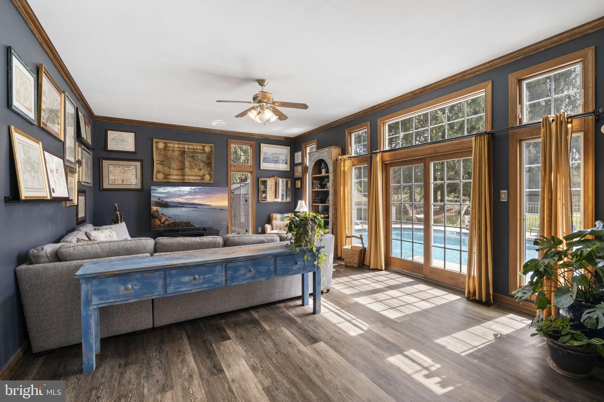 COVENTRYSHIRE - Residential