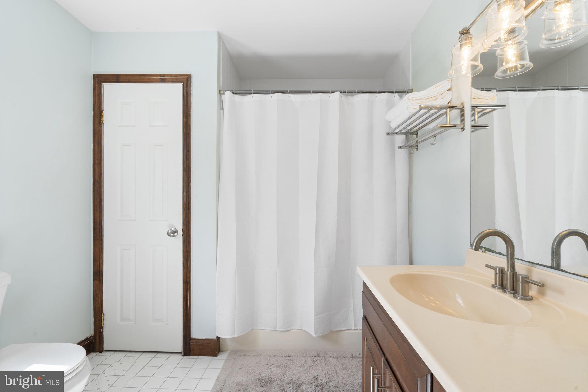 COVENTRYSHIRE - Residential