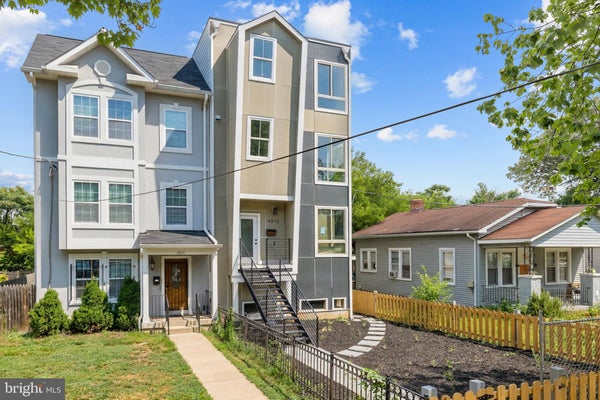 4312 HAYES ST NE, WASHINGTON, DC 20019 - Image 6871f781dfb17eb609ea3c81dabfeda3/2054827288