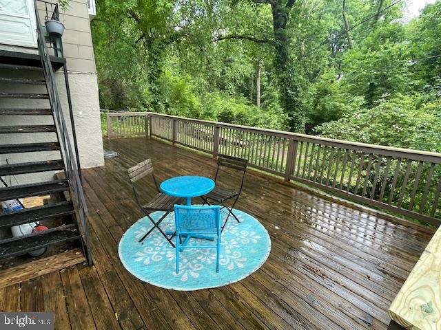 ROSEMONT EAST - Residential