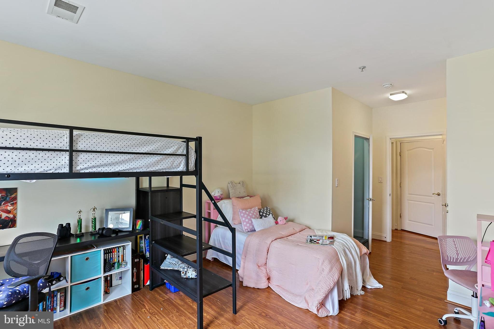 FIELDSTONE - Residential