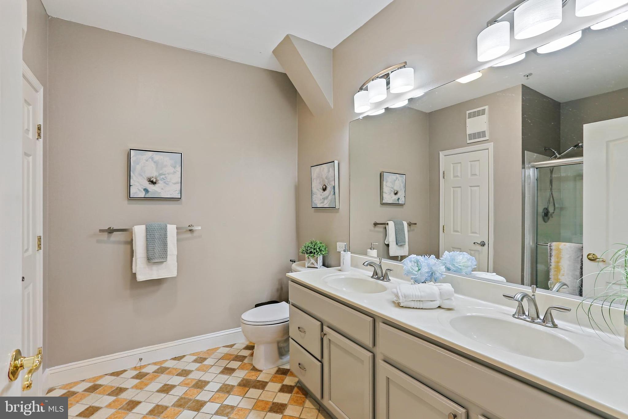 FIELDSTONE - Residential