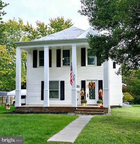 115 S SUMMIT AVENUE WOODSTOCK VA 22664