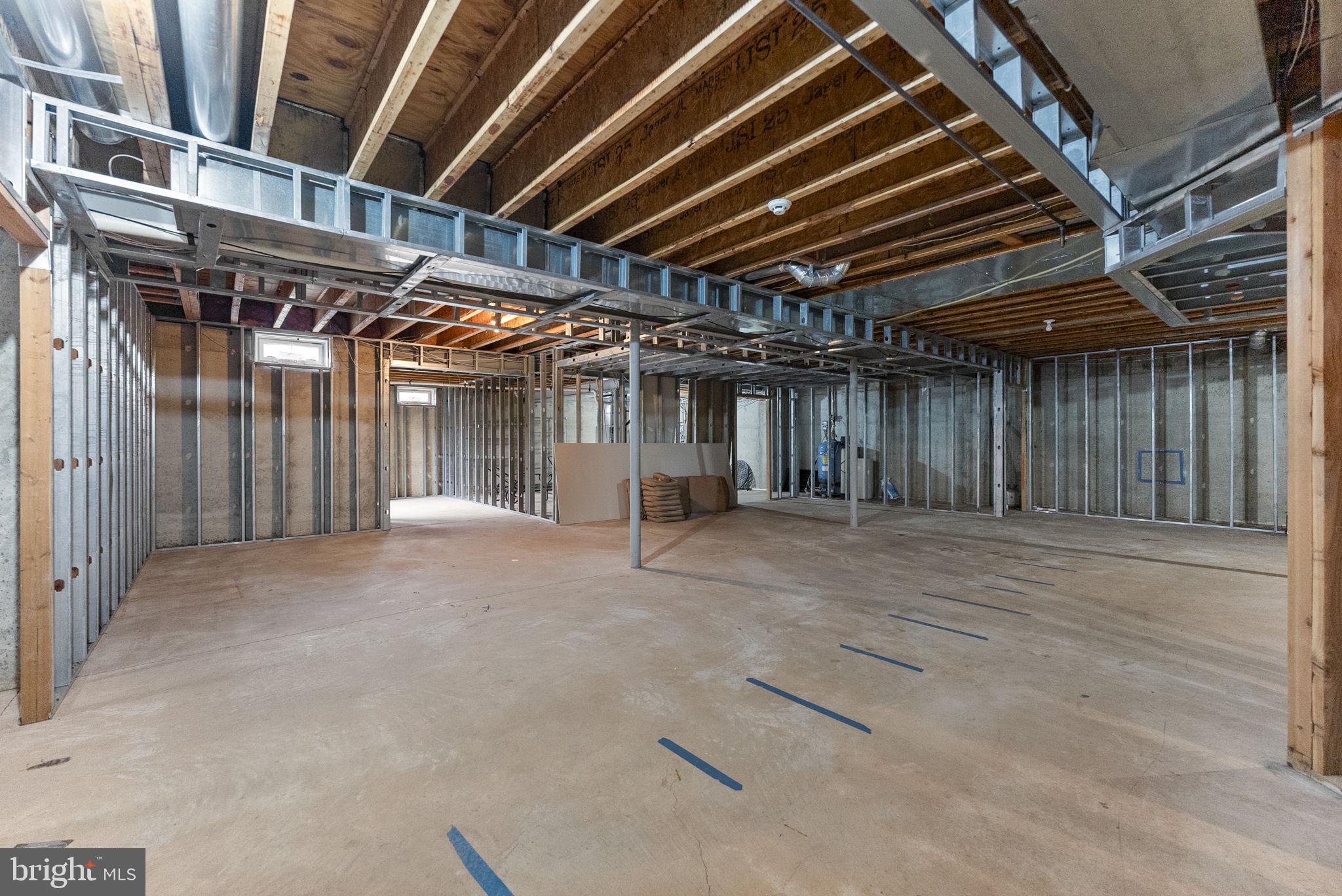 HIGH POINTE AT HOP - Residential