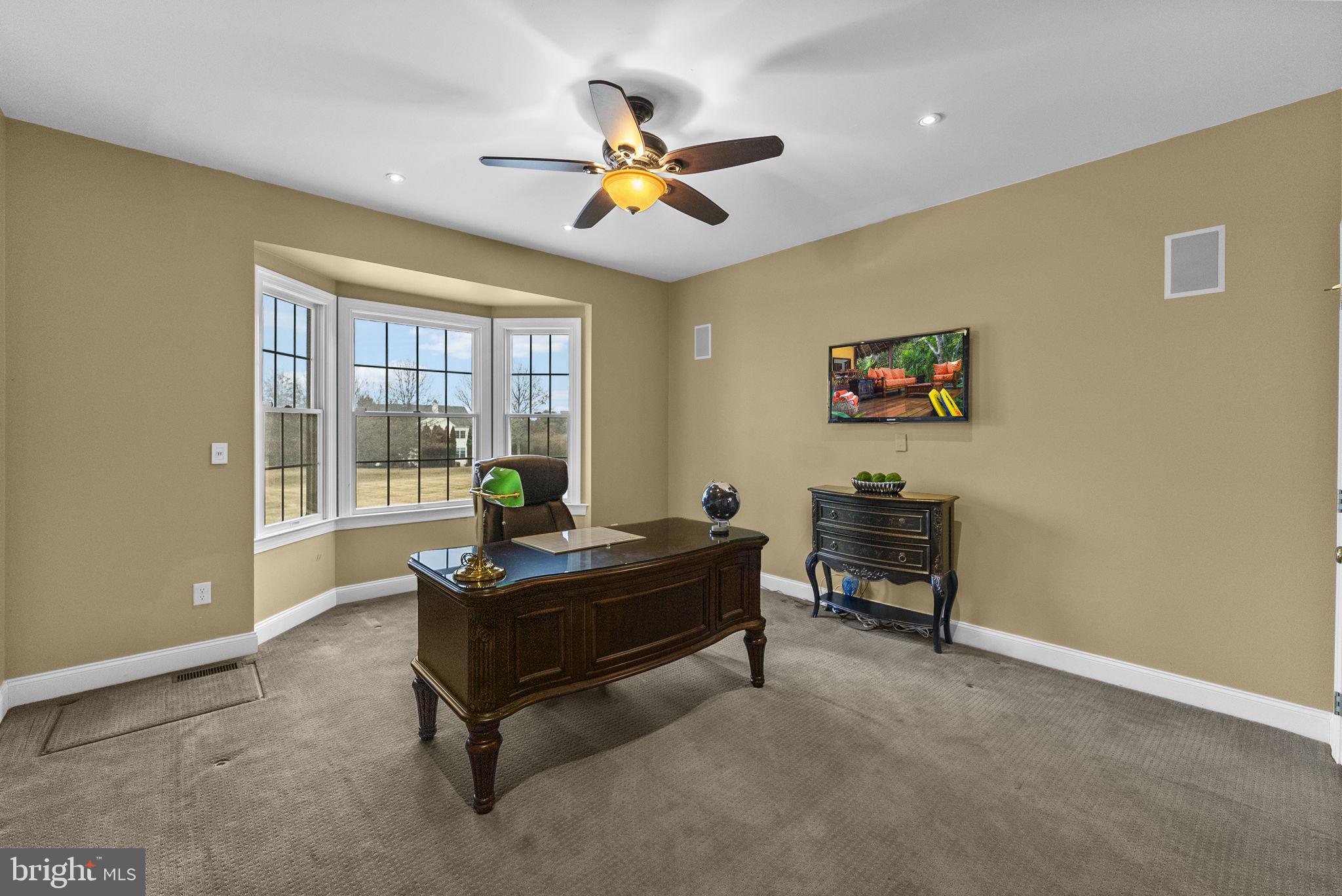 HIGH POINTE AT HOP - Residential