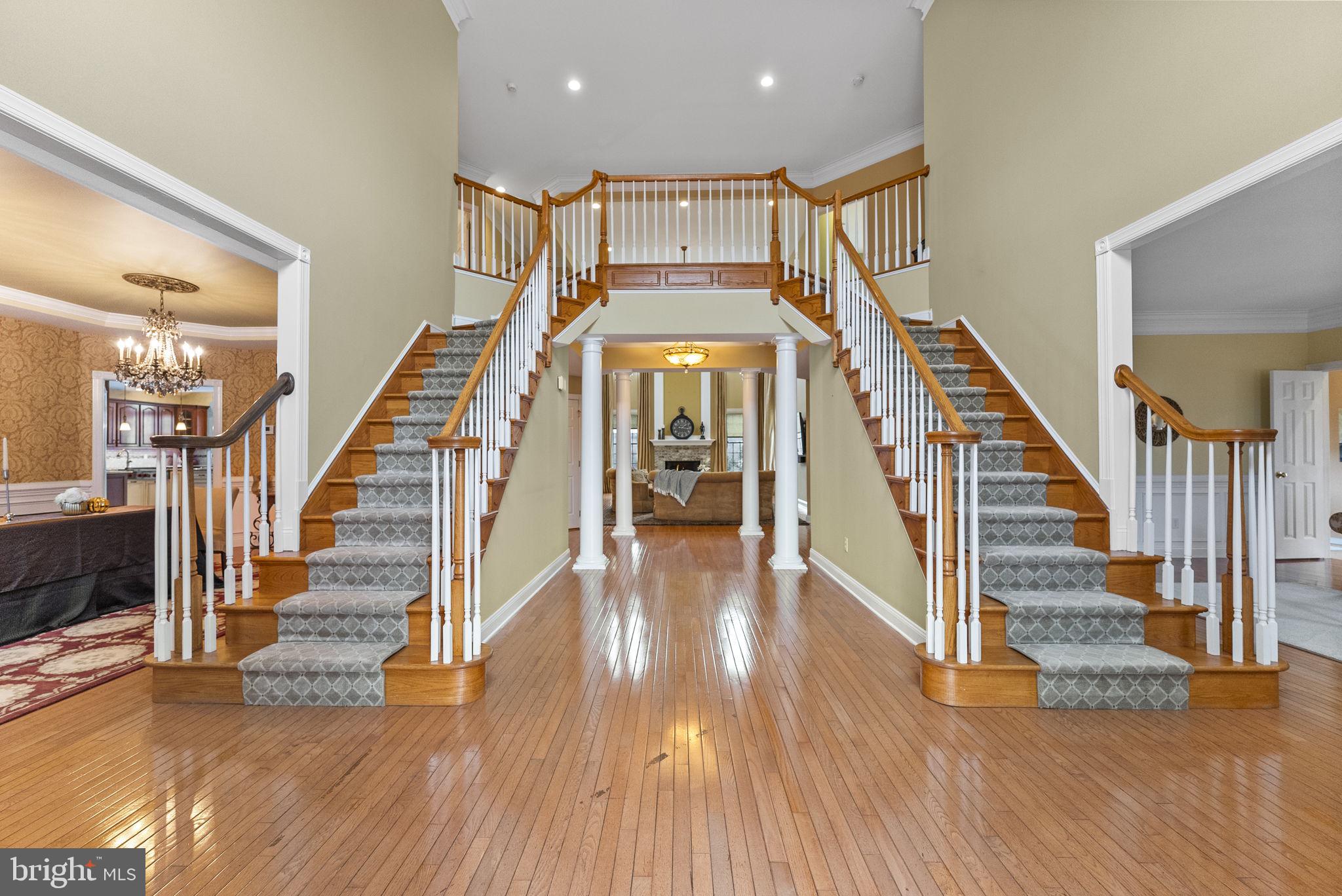 HIGH POINTE AT HOP - Residential