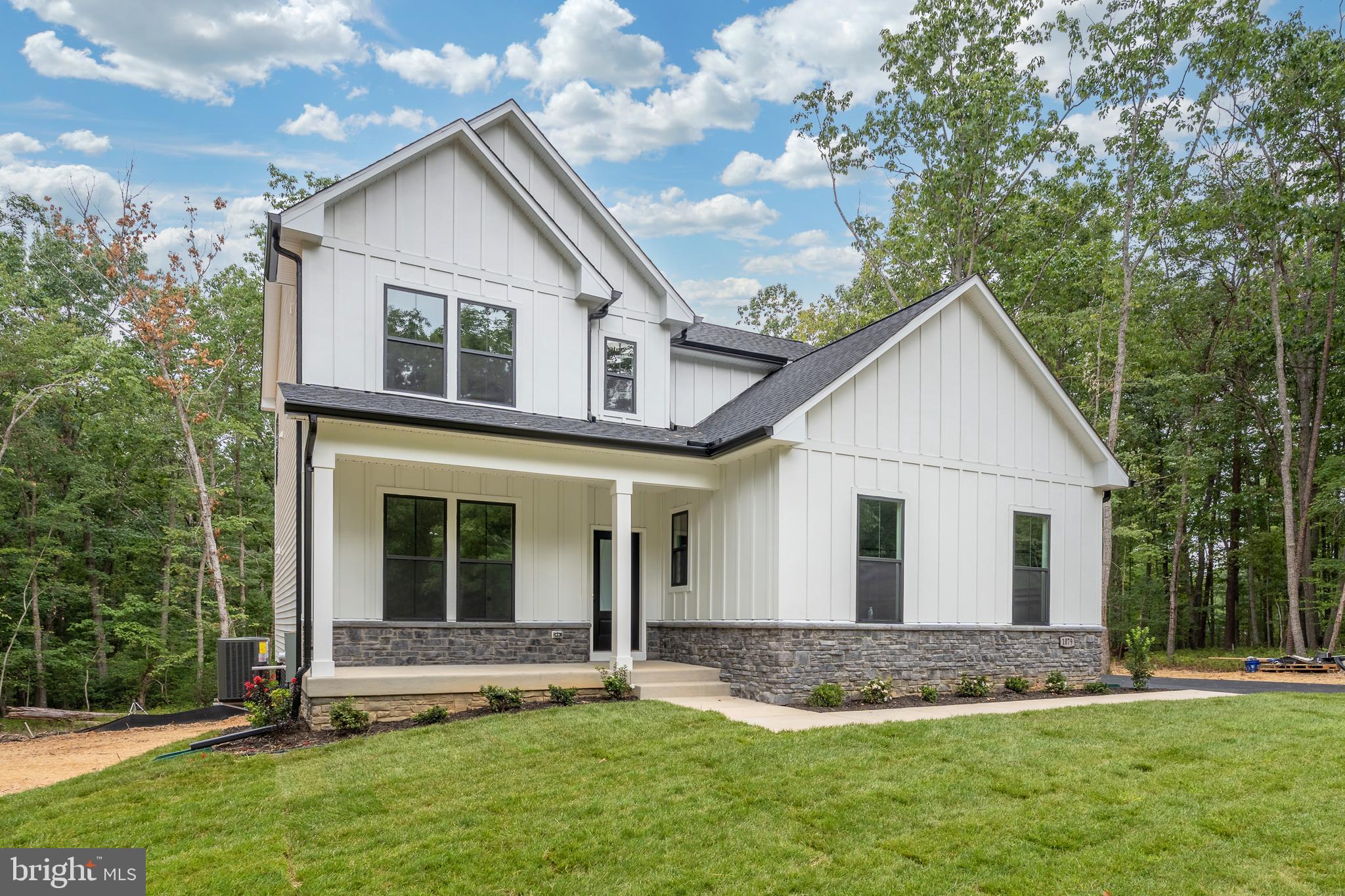 1079 ALMA GAYNELLE DRIVE