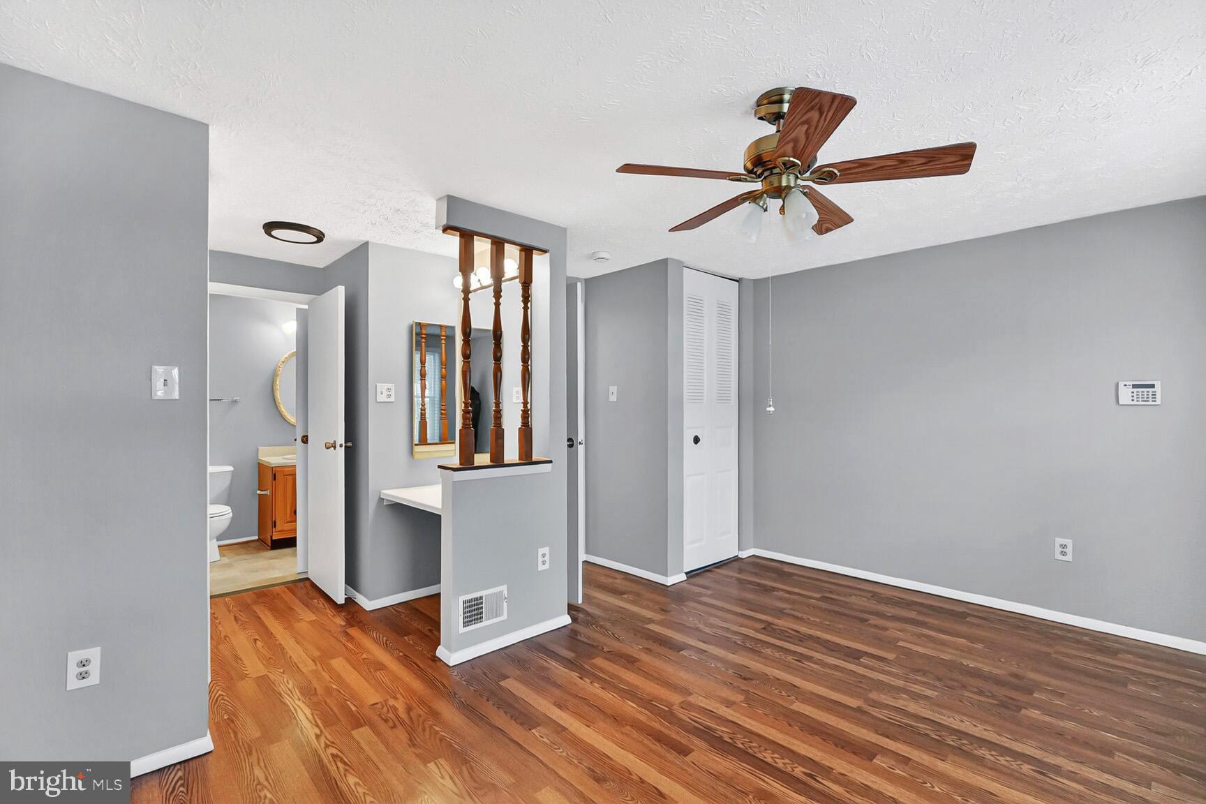 DAMASCUS VALLEY PARK - Residential