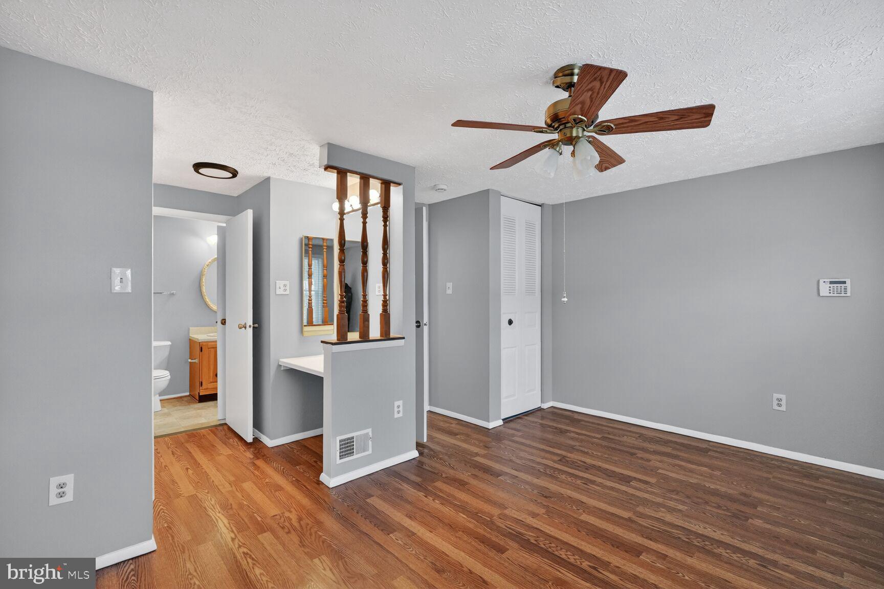 DAMASCUS VALLEY PARK - Residential